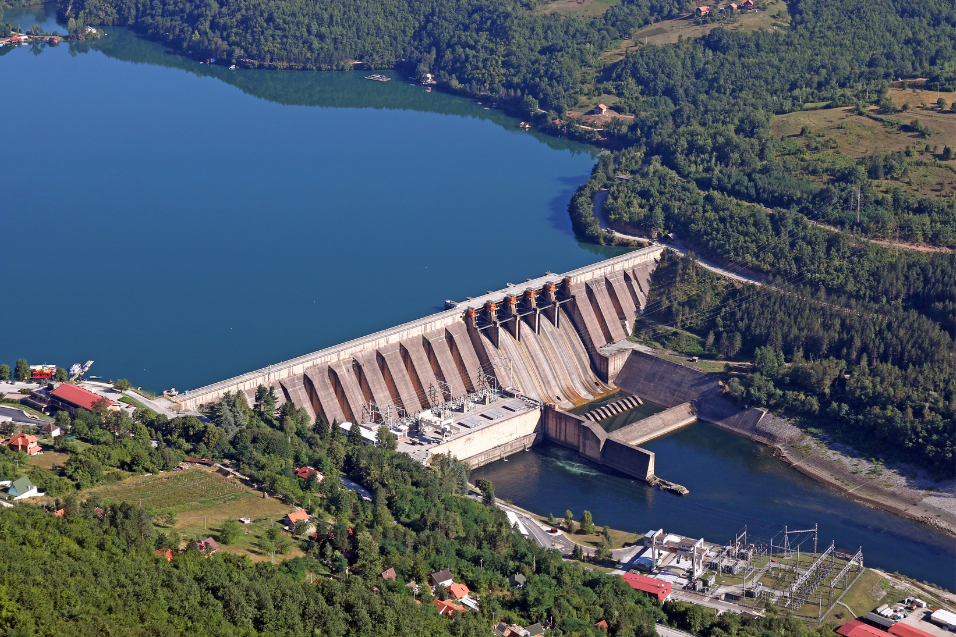 A energia solar pode derrubar as gigantes hidrelétricas?